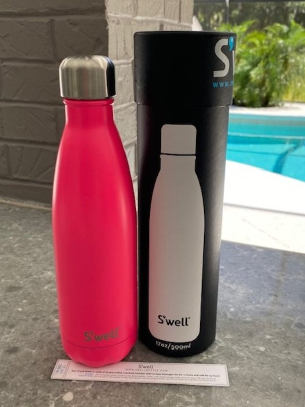 SWELL Insulated Stainless Steel Water Bottle 17oz Hot or Cold 24 hours New Pink